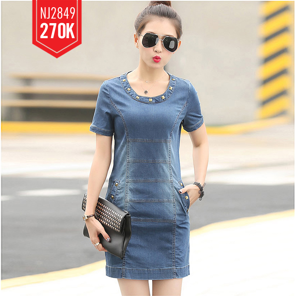ĐẦM JEAN SUÔNG CỔ TRÒN ĐÍNH Ô VUÔNG KIM LOẠI